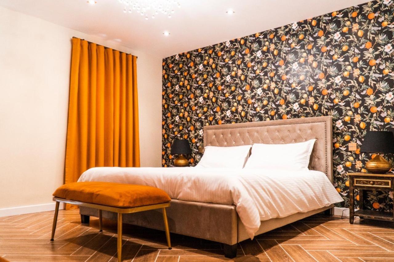 The Red Farm Relais & Spa Iklin المظهر الخارجي الصورة