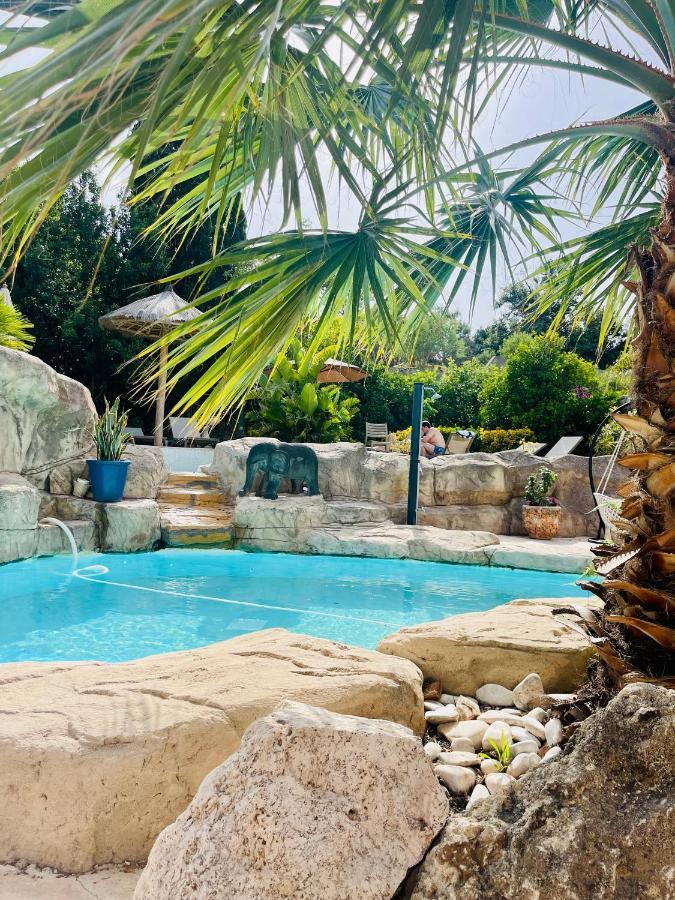 The Red Farm Relais & Spa Iklin المظهر الخارجي الصورة